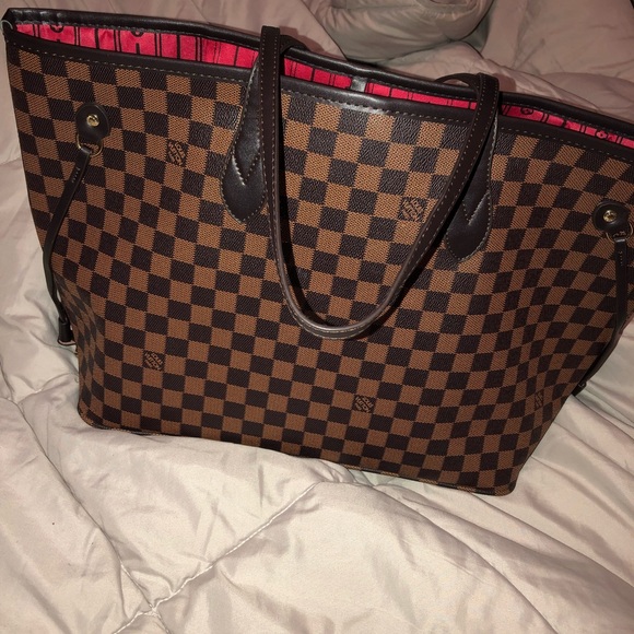 Purse non-authentic - Picture 2 of 3